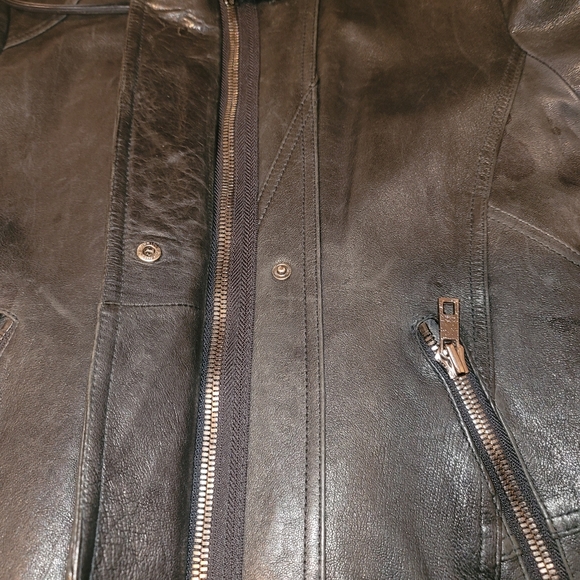 Andrew Marc black leather jacket, size Medium - Picture 6 of 11